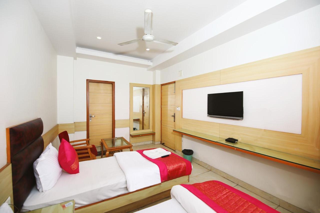Hotel Lav Kush Deluxe " 3 Min Walking From New Delhi Railway Station " Εξωτερικό φωτογραφία