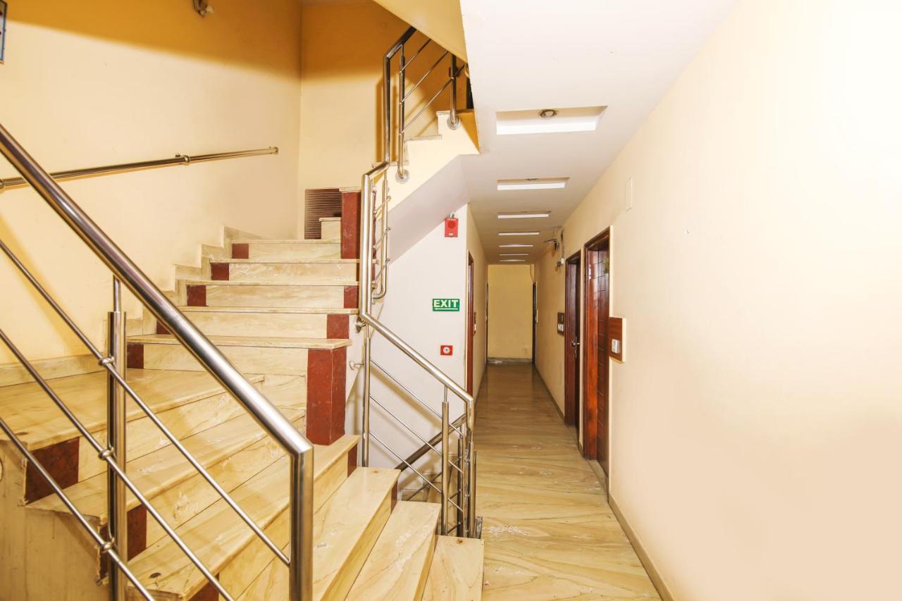 Hotel Lav Kush Deluxe " 3 Min Walking From New Delhi Railway Station " Εξωτερικό φωτογραφία