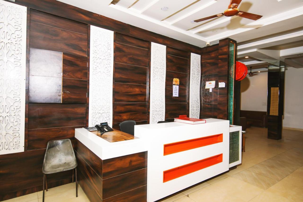 Hotel Lav Kush Deluxe " 3 Min Walking From New Delhi Railway Station " Εξωτερικό φωτογραφία