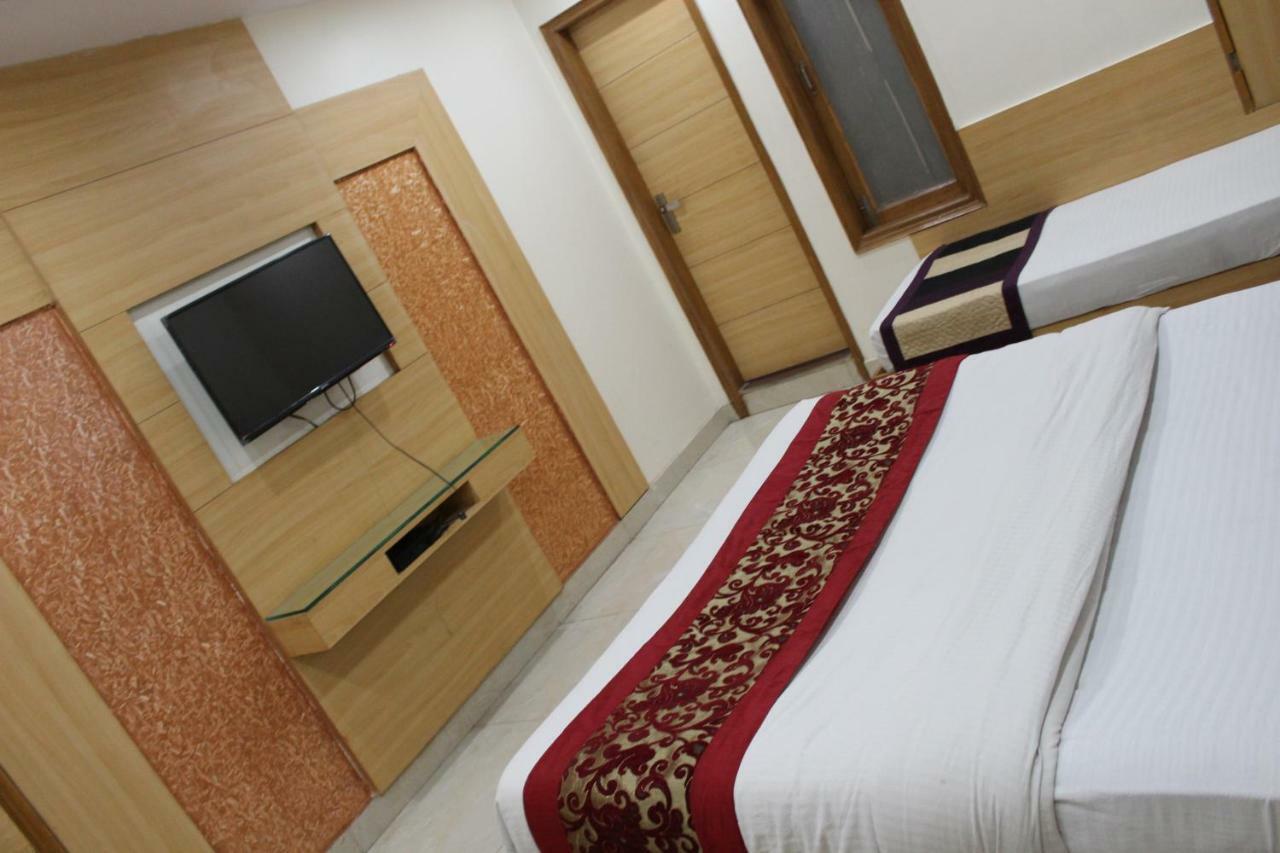 Hotel Lav Kush Deluxe " 3 Min Walking From New Delhi Railway Station " Εξωτερικό φωτογραφία