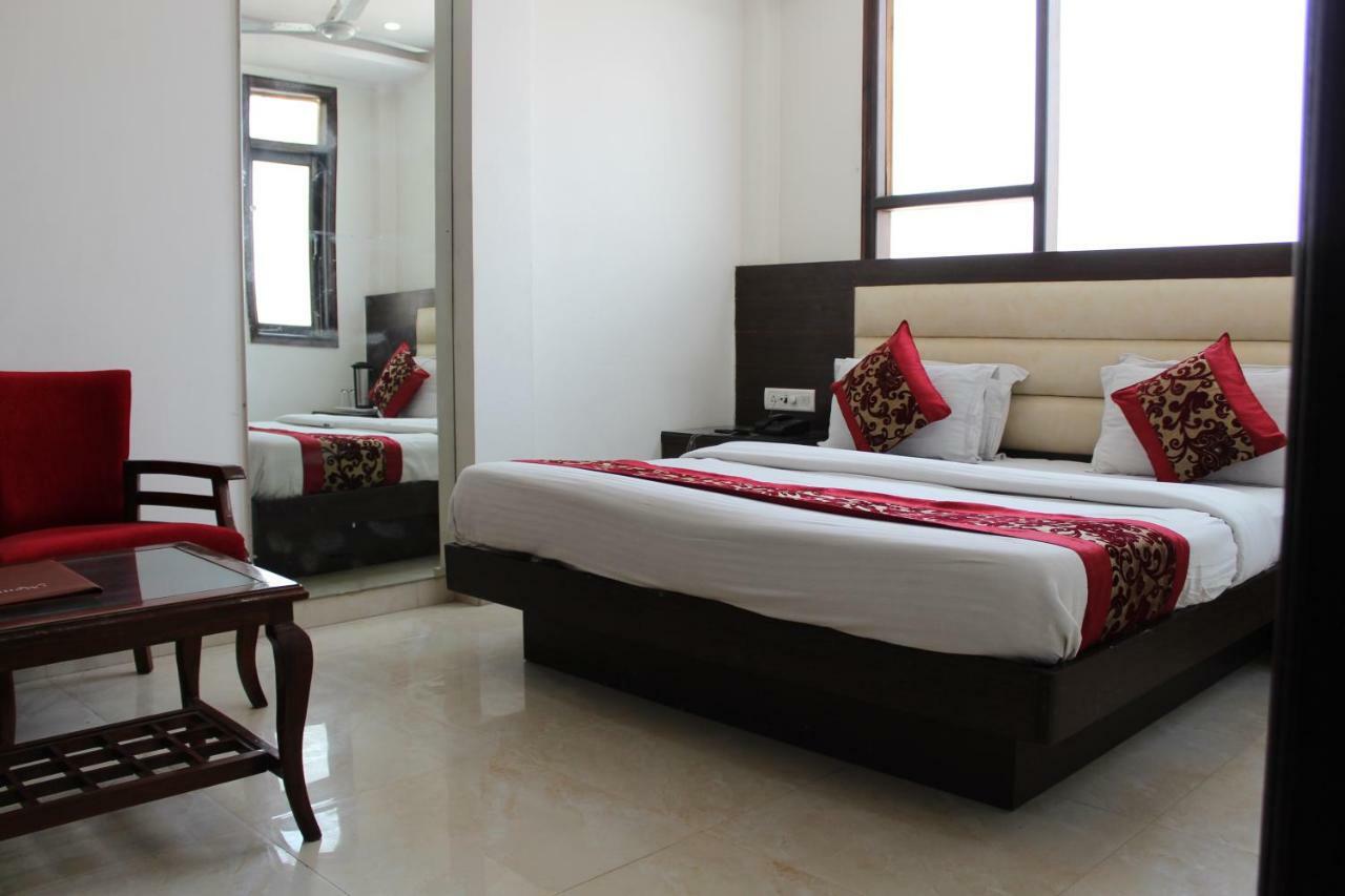 Hotel Lav Kush Deluxe " 3 Min Walking From New Delhi Railway Station " Εξωτερικό φωτογραφία