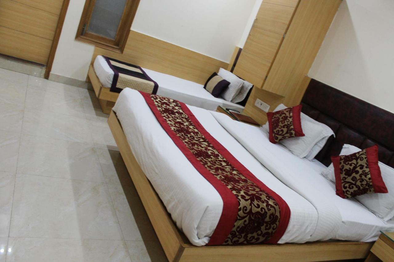 Hotel Lav Kush Deluxe " 3 Min Walking From New Delhi Railway Station " Εξωτερικό φωτογραφία