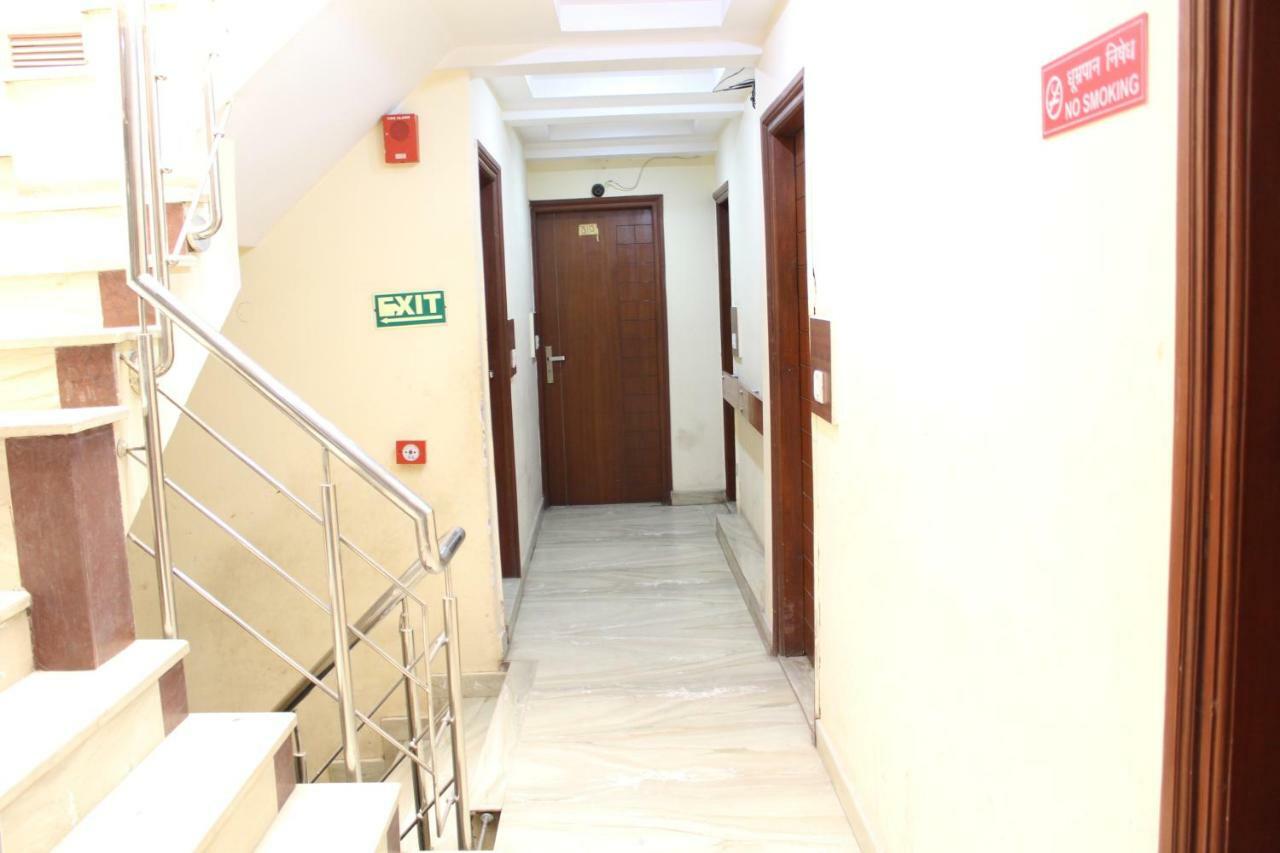 Hotel Lav Kush Deluxe " 3 Min Walking From New Delhi Railway Station " Εξωτερικό φωτογραφία