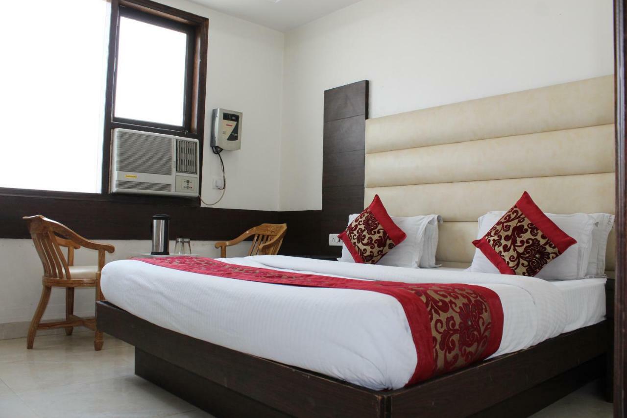 Hotel Lav Kush Deluxe " 3 Min Walking From New Delhi Railway Station " Εξωτερικό φωτογραφία